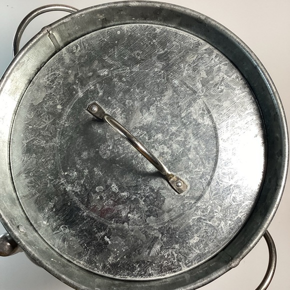 Galvanized Ice Bucket With Handles, Lid, Liner, And Scoop - Picture 11 of 14